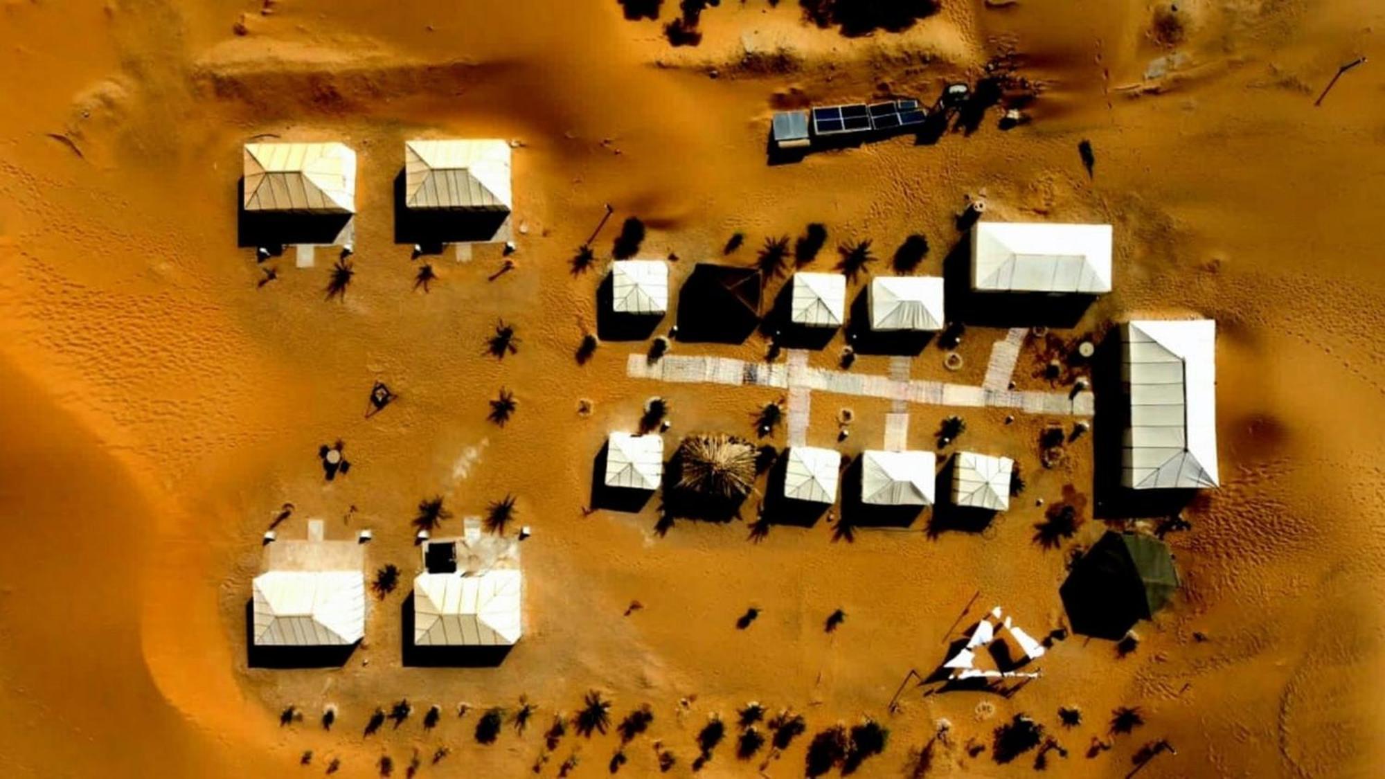 La Vallee Des Dunes - Auberge, Bivouacs Et Excursions Merzouga Exterior photo