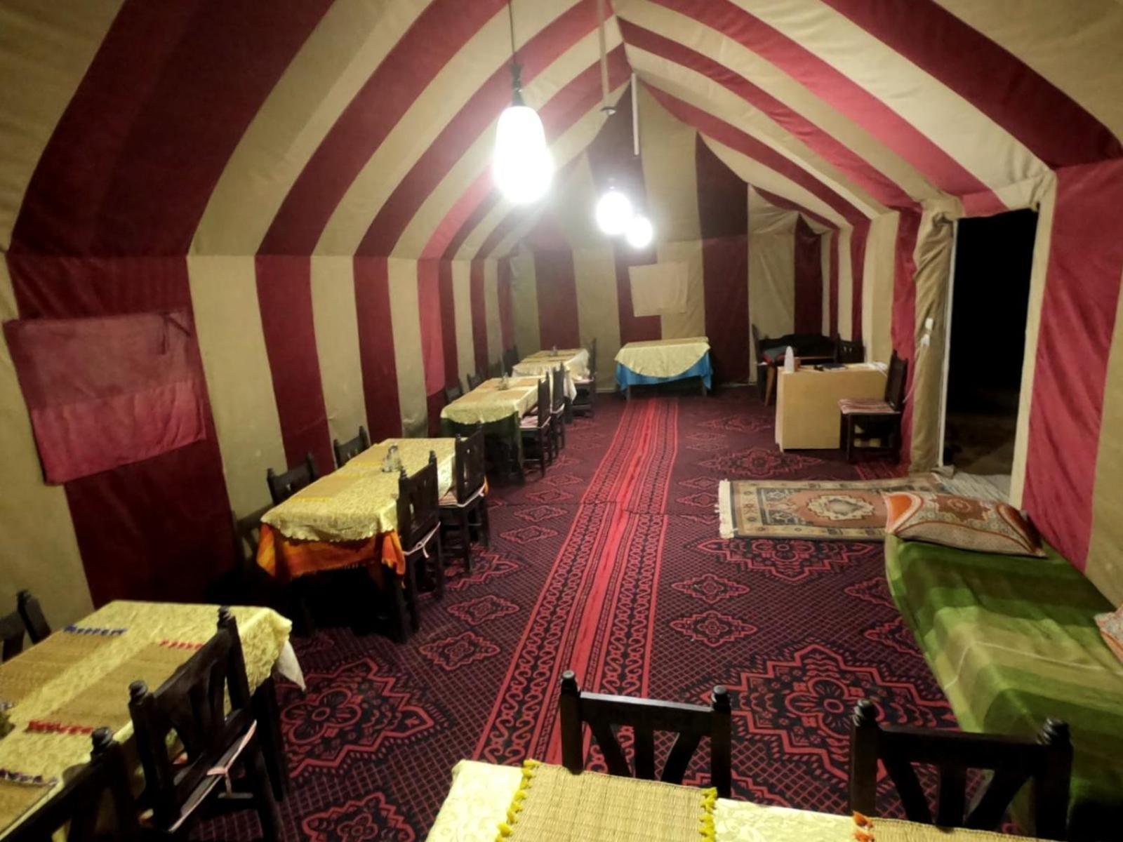 La Vallee Des Dunes - Auberge, Bivouacs Et Excursions Merzouga Exterior photo