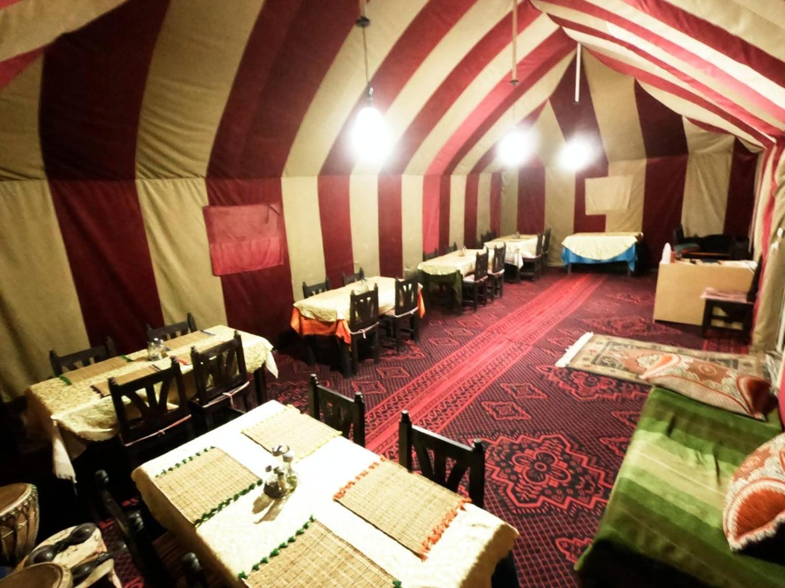 La Vallee Des Dunes - Auberge, Bivouacs Et Excursions Merzouga Room photo