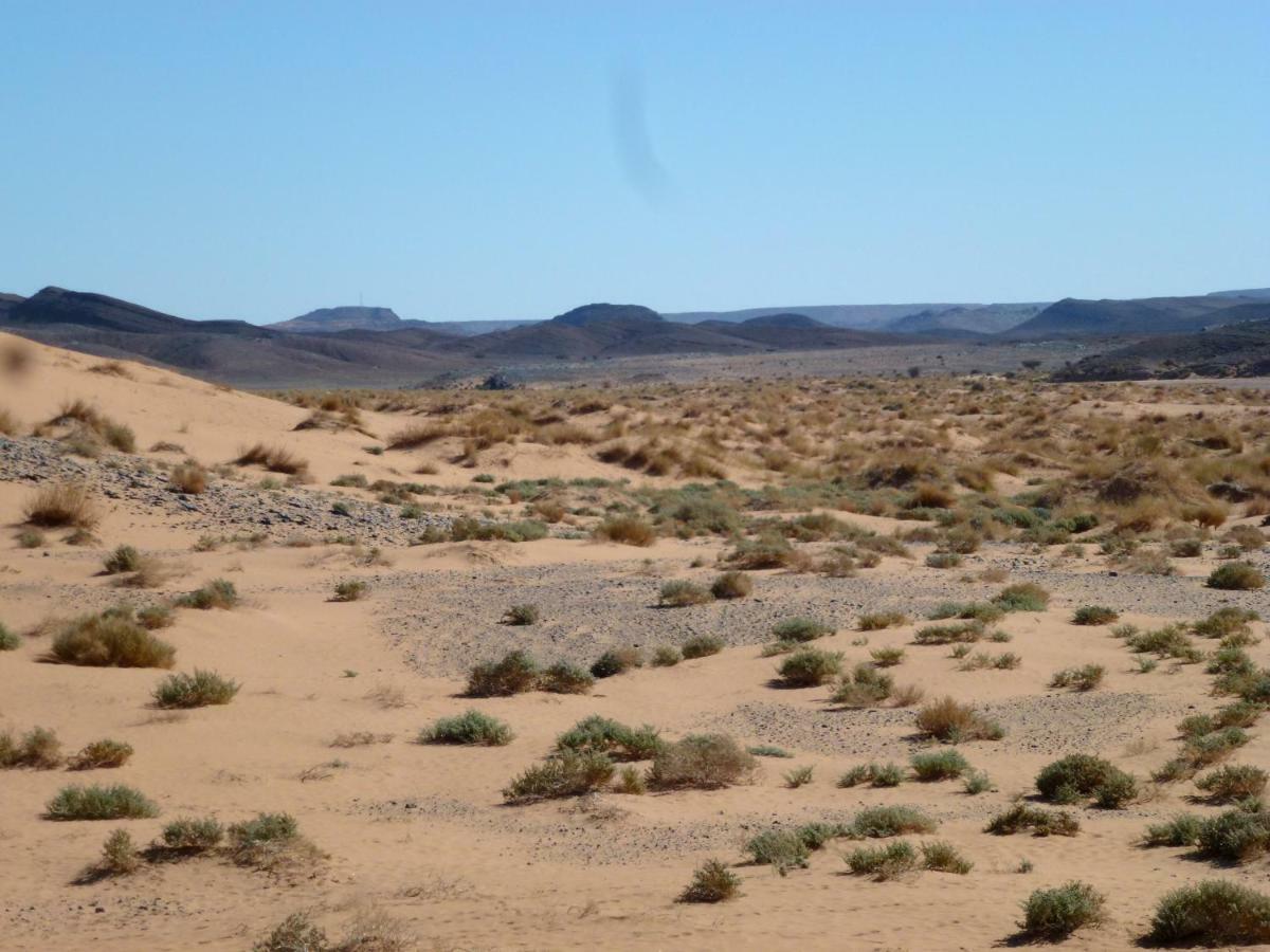 La Vallee Des Dunes - Auberge, Bivouacs Et Excursions Merzouga Exterior photo