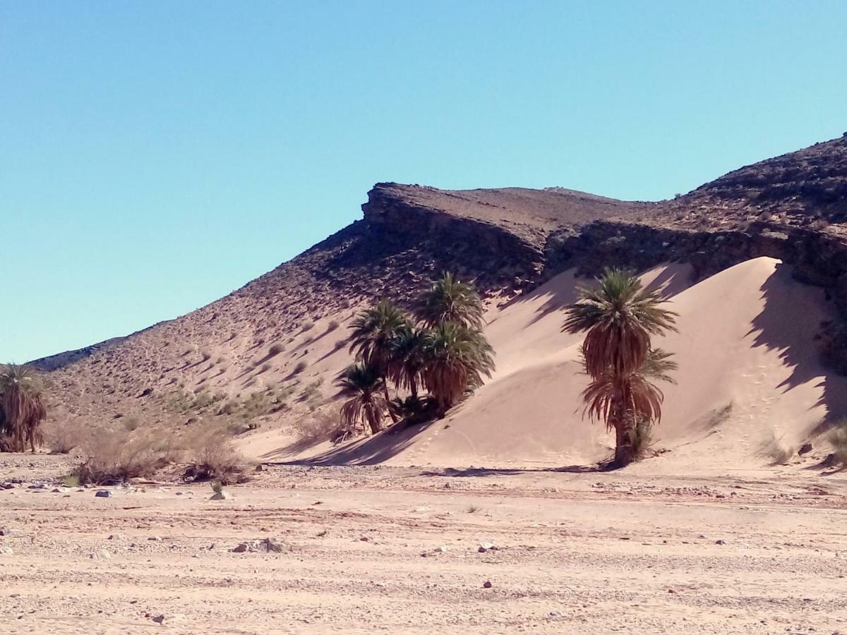 La Vallee Des Dunes - Auberge, Bivouacs Et Excursions Merzouga Exterior photo