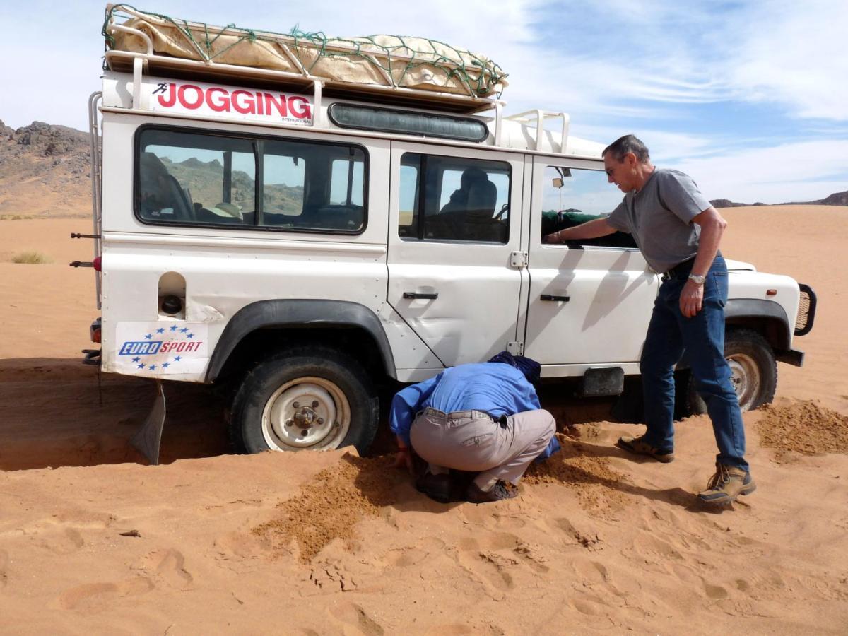La Vallee Des Dunes - Auberge, Bivouacs Et Excursions Merzouga Exterior photo