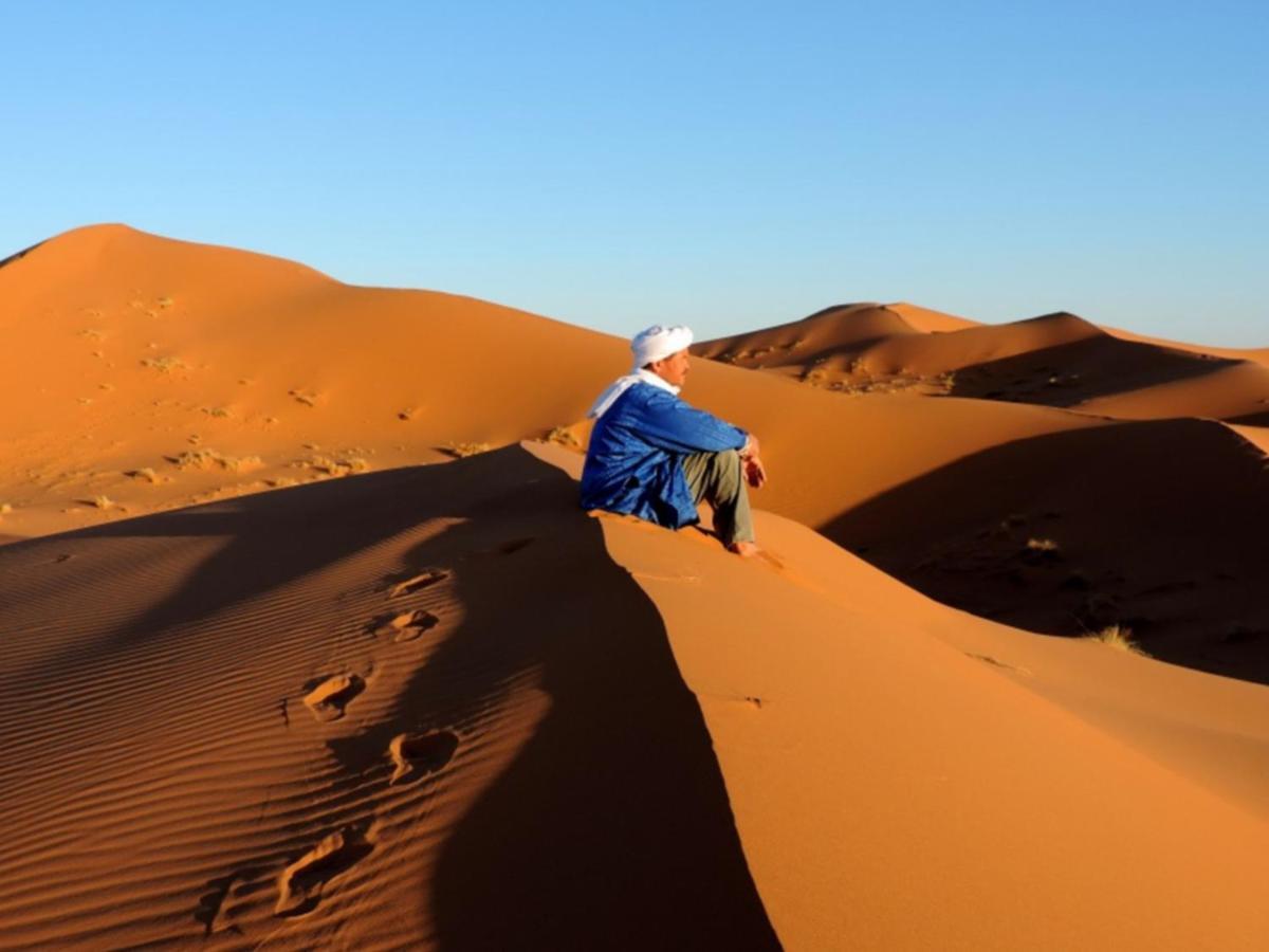 La Vallee Des Dunes - Auberge, Bivouacs Et Excursions Merzouga Exterior photo